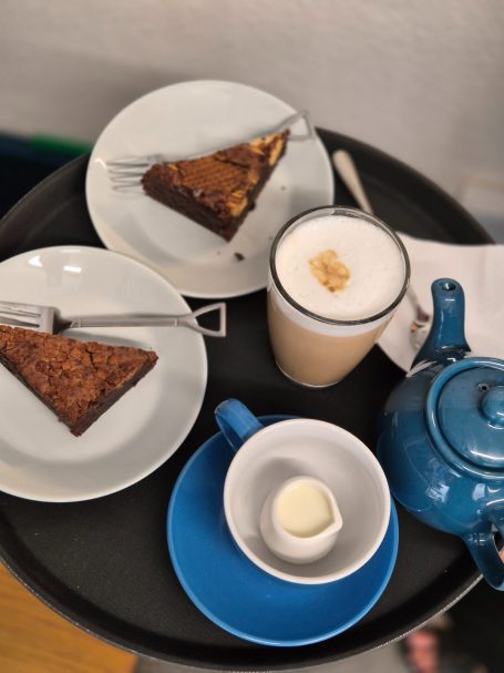 Coffee, tea and cake picture